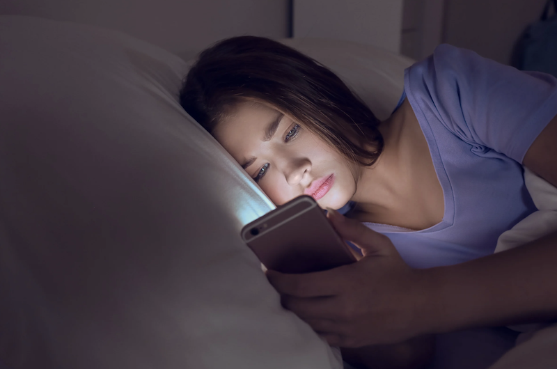 How to Help Your Daughter Handle Online Social Drama
