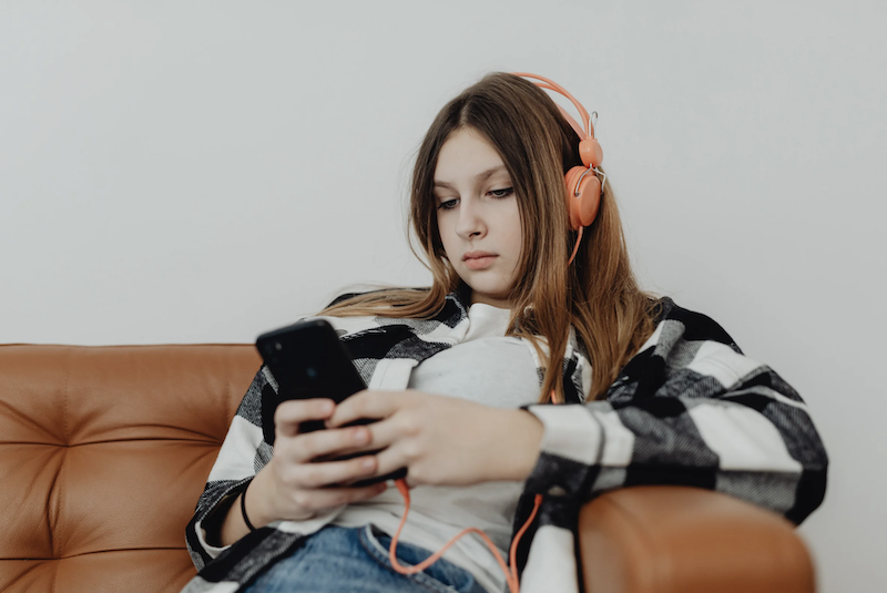 Why Teens Push Parents Away (And What It’s Really About)
